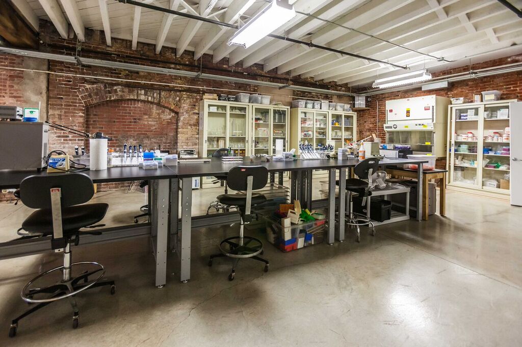 Photo of Baltimore Underground Science Space